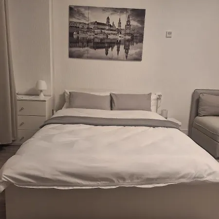 Studio 10 - 1r1 Apartment Essen